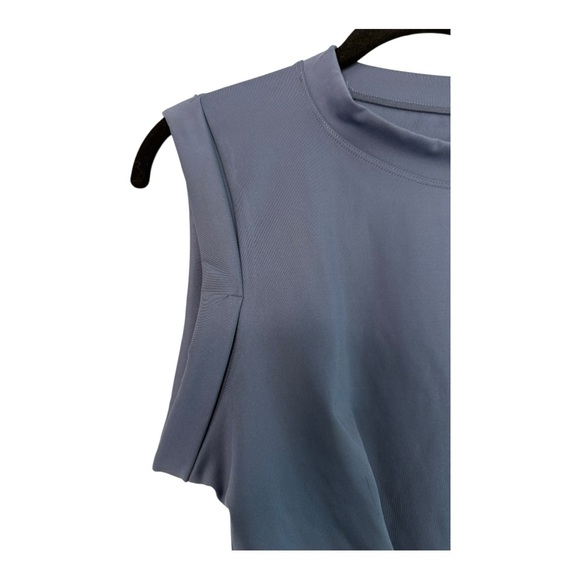 Halara Crew Neck Sleeveless Cropped Yoga Tank Top‎ in Deep Navy Size Small NWT - Picture 7 of 9